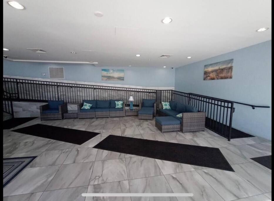 Oceanfront In Myrtle On Ar 5th Floor Apartment