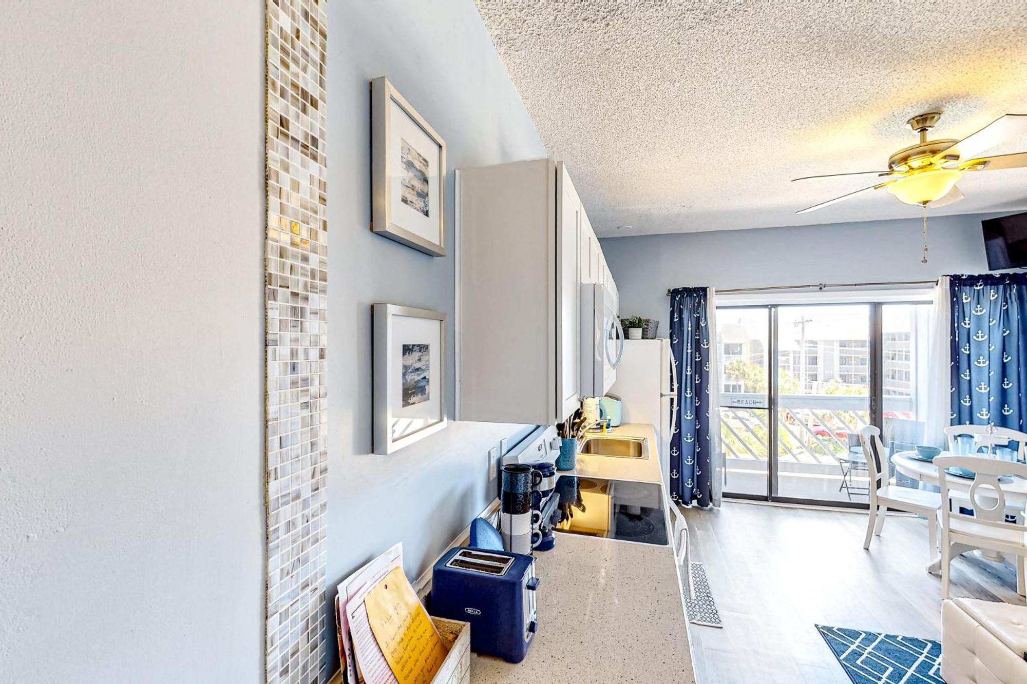 Apartment On Coastal Time *