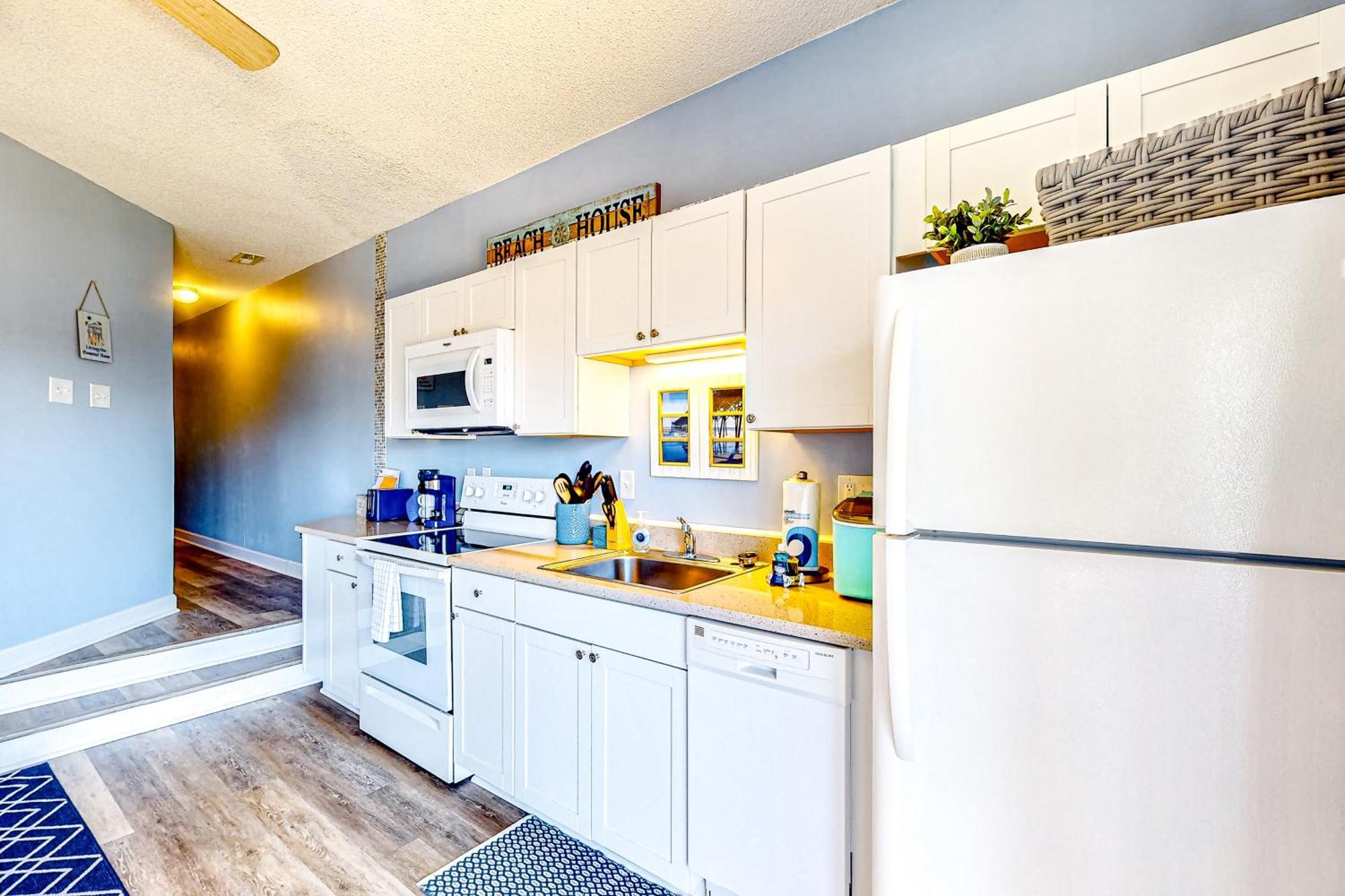 On Coastal Time Apartment *