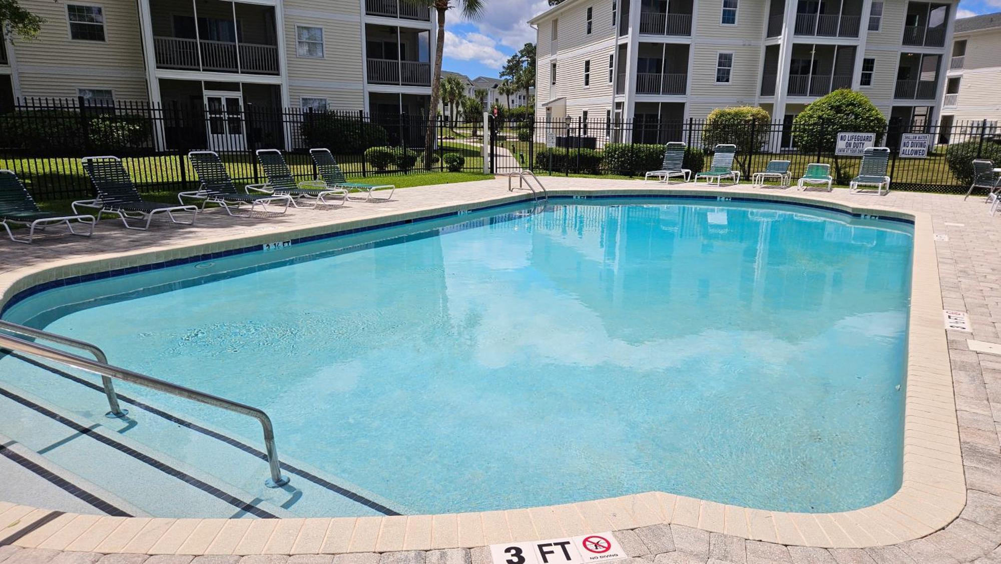 2 Bedroom On The Golf Course, Minutes Away From Attractions! * Myrtle Beach