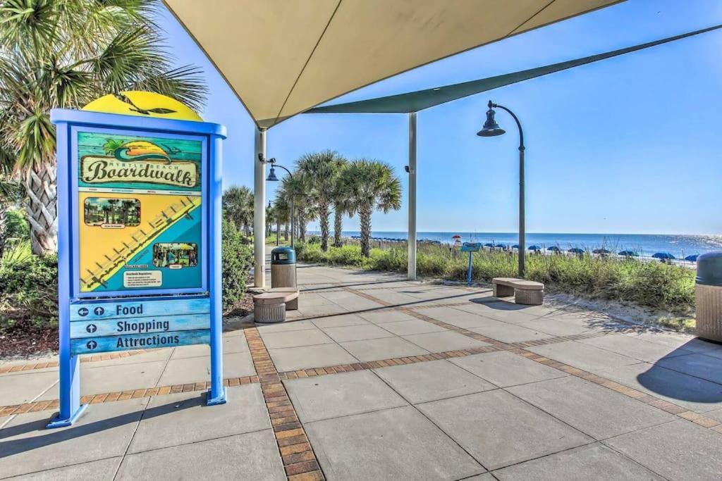Beachfront With Stunning View Multiple Pools On Bv 15th Floor Apartment *