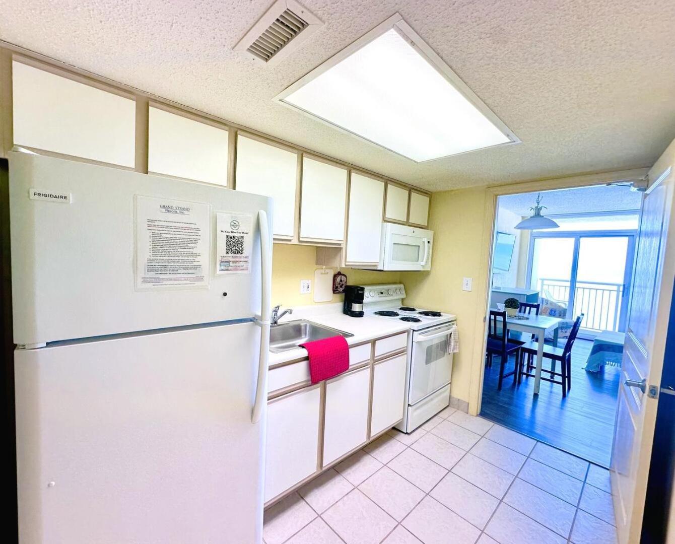 Baywatch I 1607 Apartment