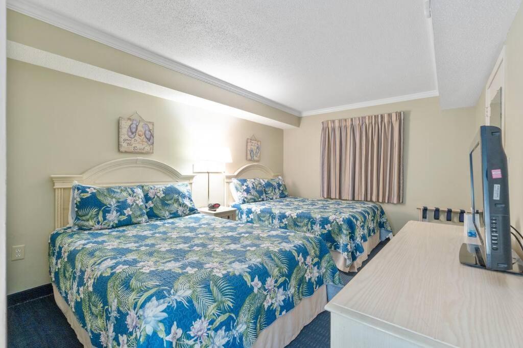 Oceanfront 2-bedroom 2 Bathroom On Cam 5th Floor Apartment