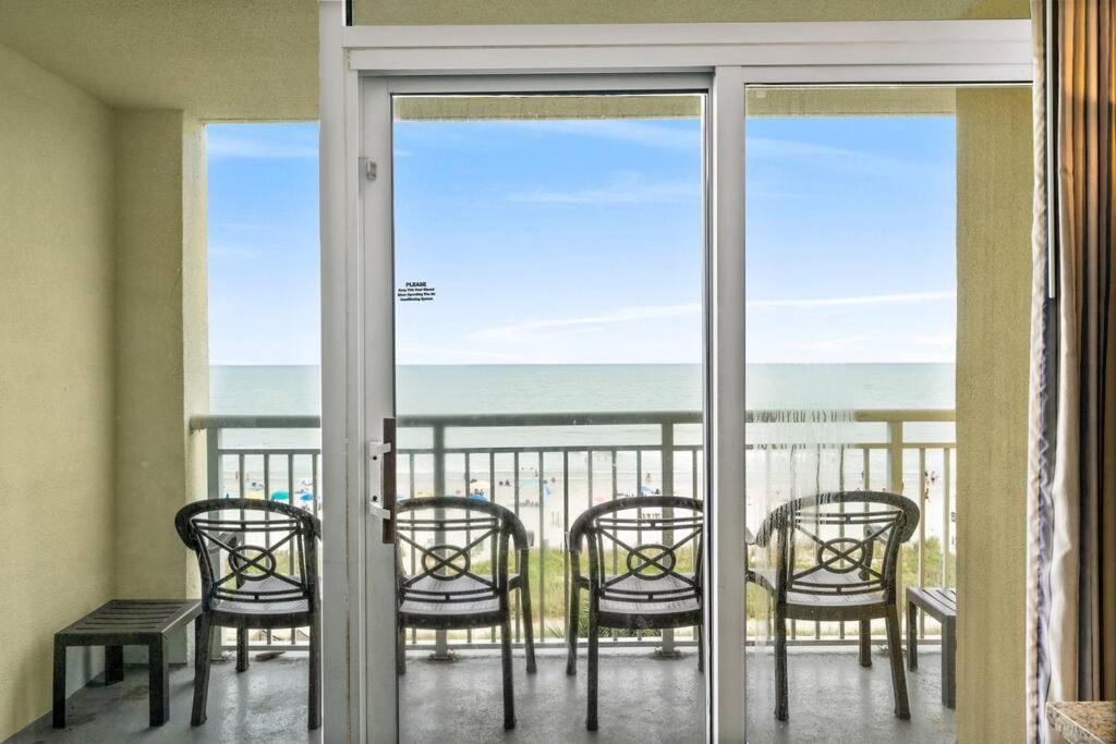Oceanfront 2-bedroom 2 Bathroom On Cam 5th Floor Apartment