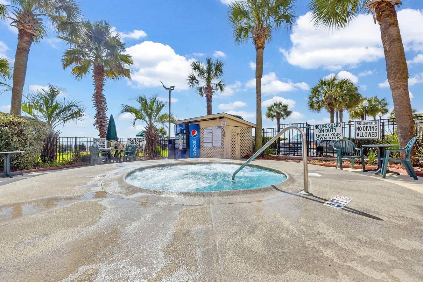 Couples Retreat On The Ocean Wwasher And Dryer! *