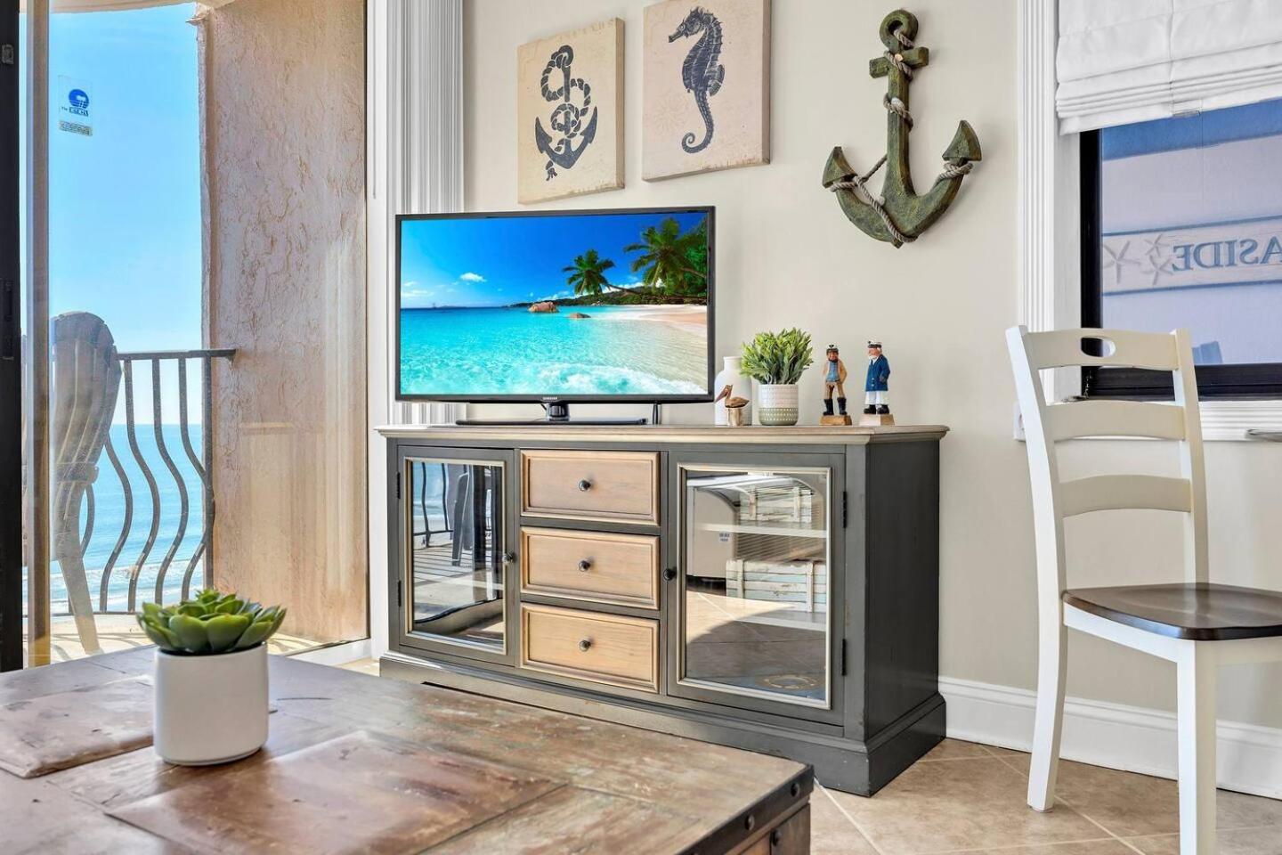 Couples Retreat On The Ocean Wwasher And Dryer! * Myrtle Beach