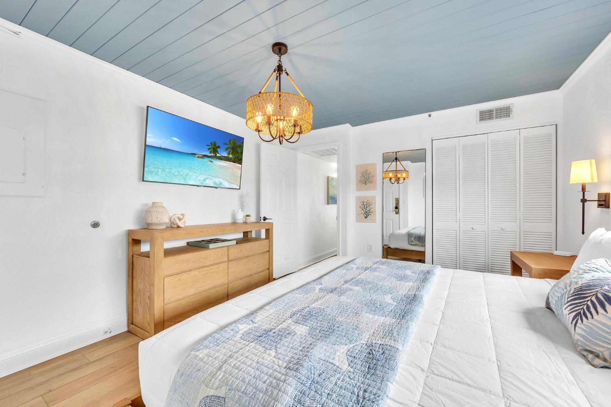 Remodeled Direct Ocean Front By Convention Center Apartment Myrtle Beach