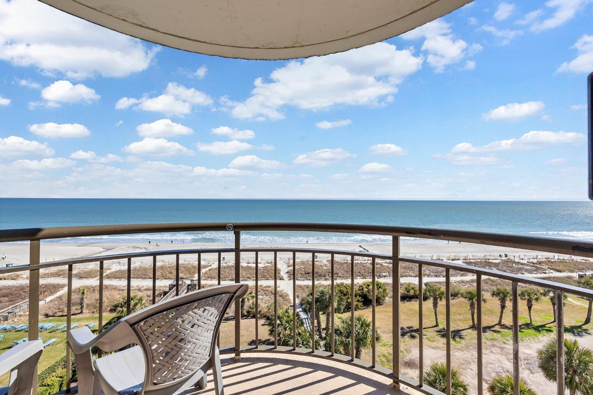 Apartment Remodeled Direct Ocean Front By Convention Center