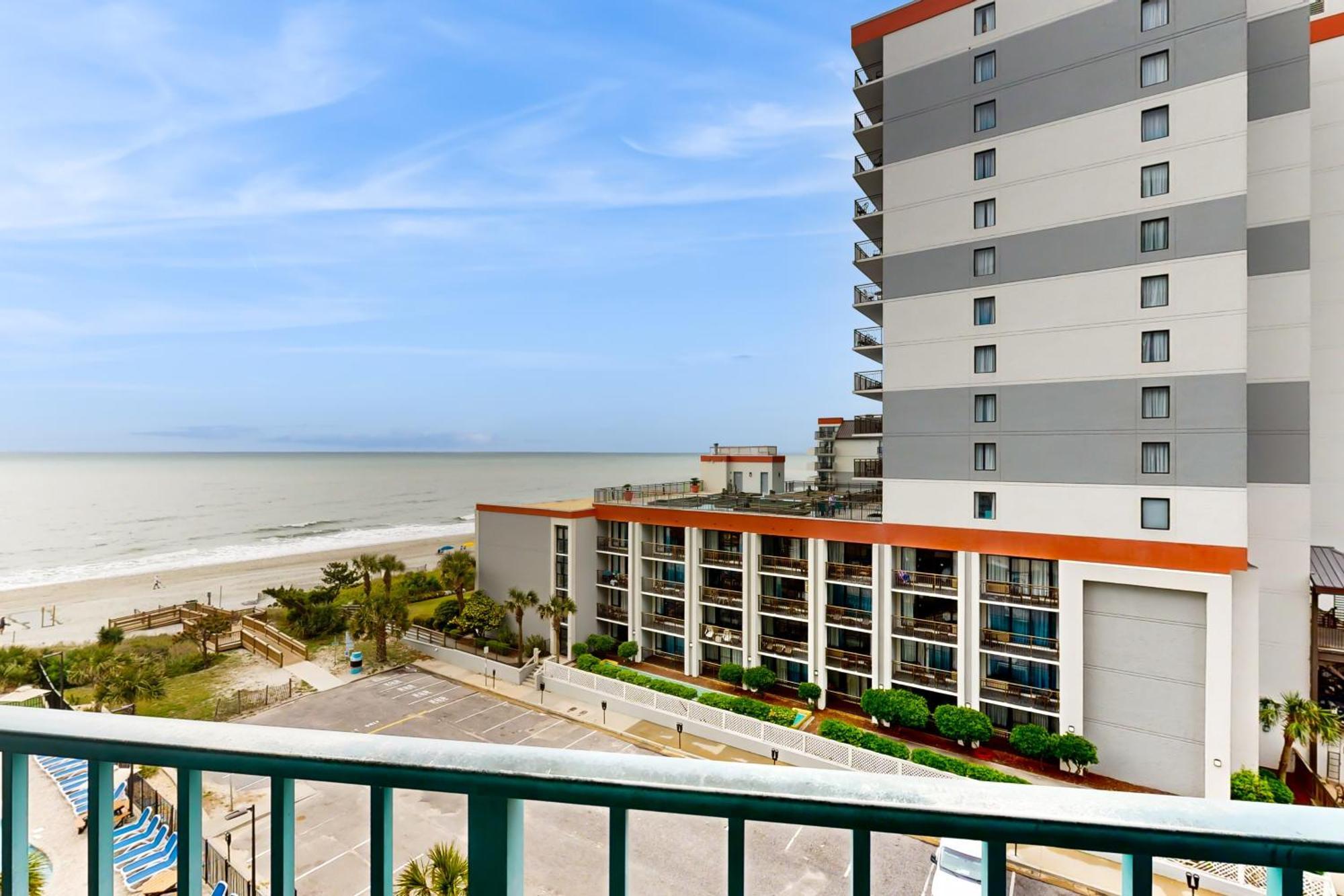 Dunes 2647 Apartment