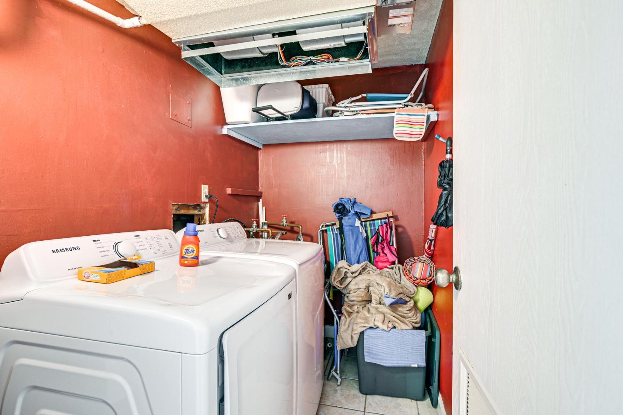 Updated Condo, Walk To Myrtle Beach!