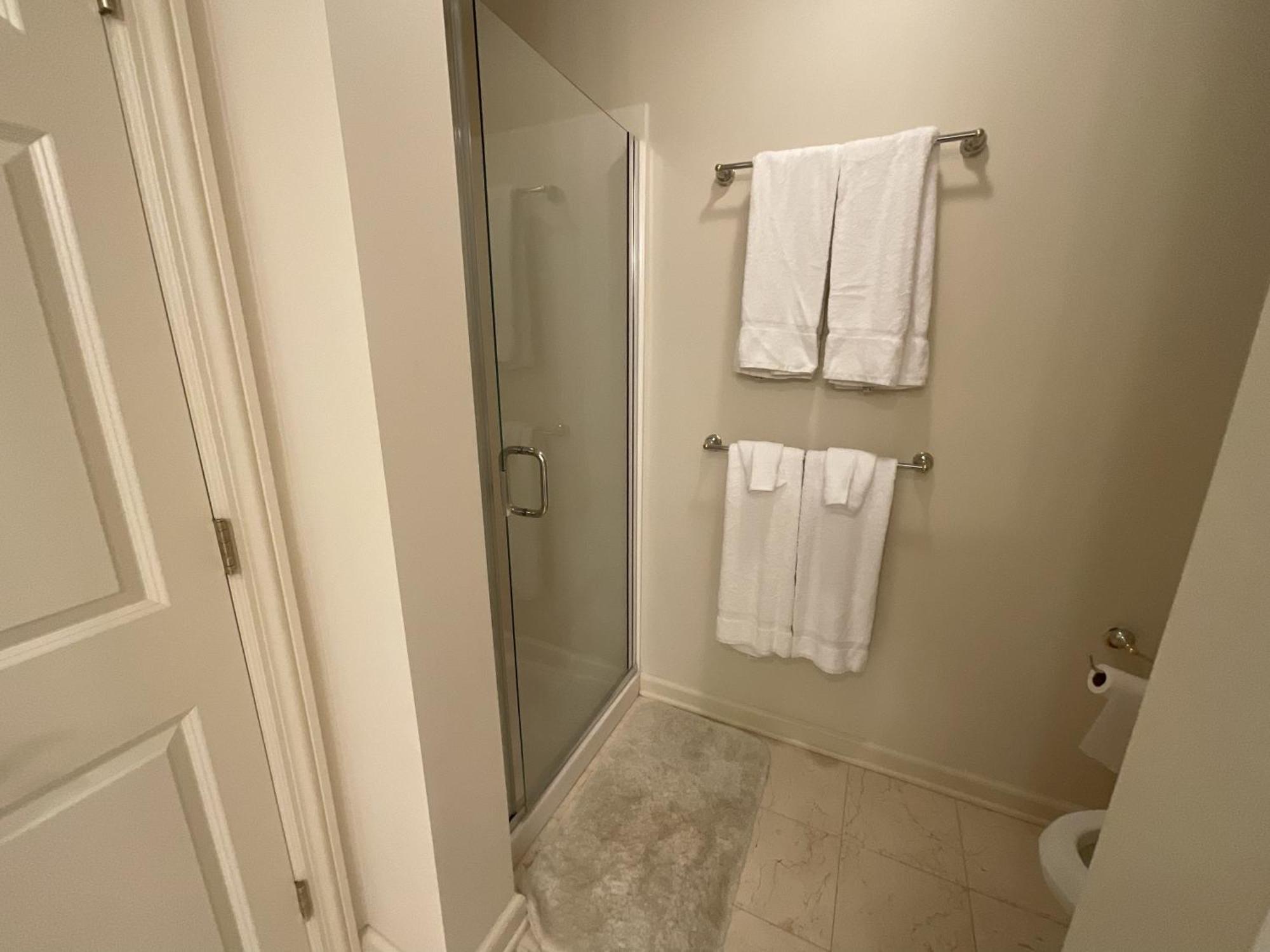 Apartment Corner Oceanfront 16th Floor Beauty With Access To Amenities *