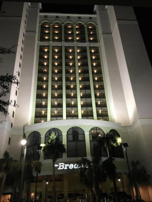 6 Queen Beds On Br 2nd Floor, Huge Belcony * Myrtle Beach