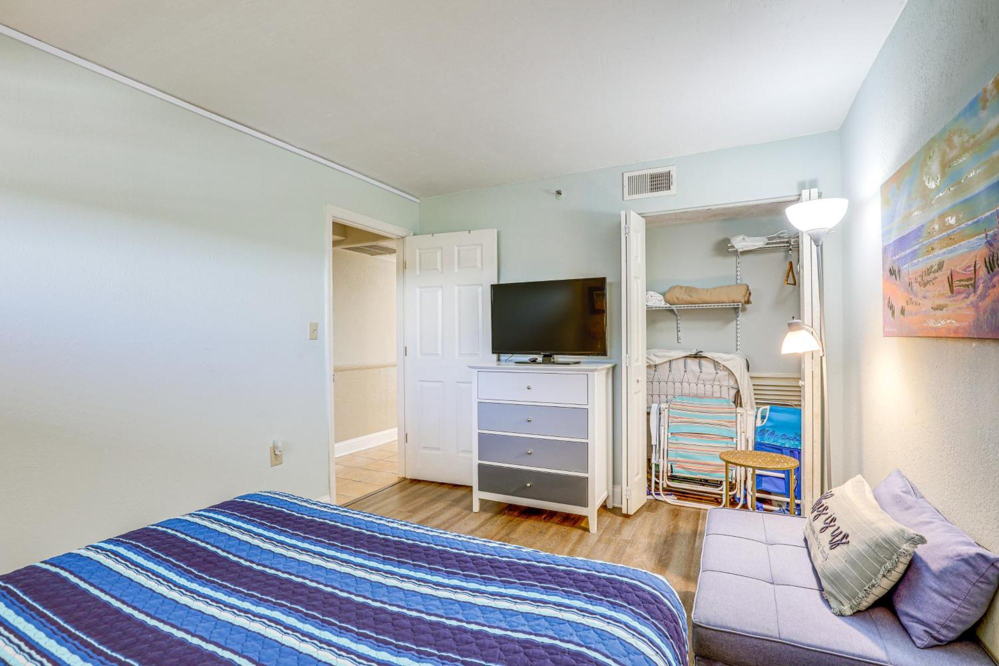 Myrtle With 2 Pools And Stunning Views! *