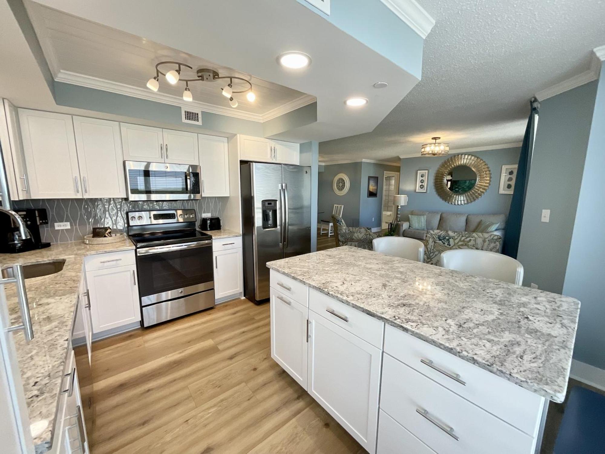 1003 Brighton, Fully Remodeled And Access To Amenities * Myrtle Beach