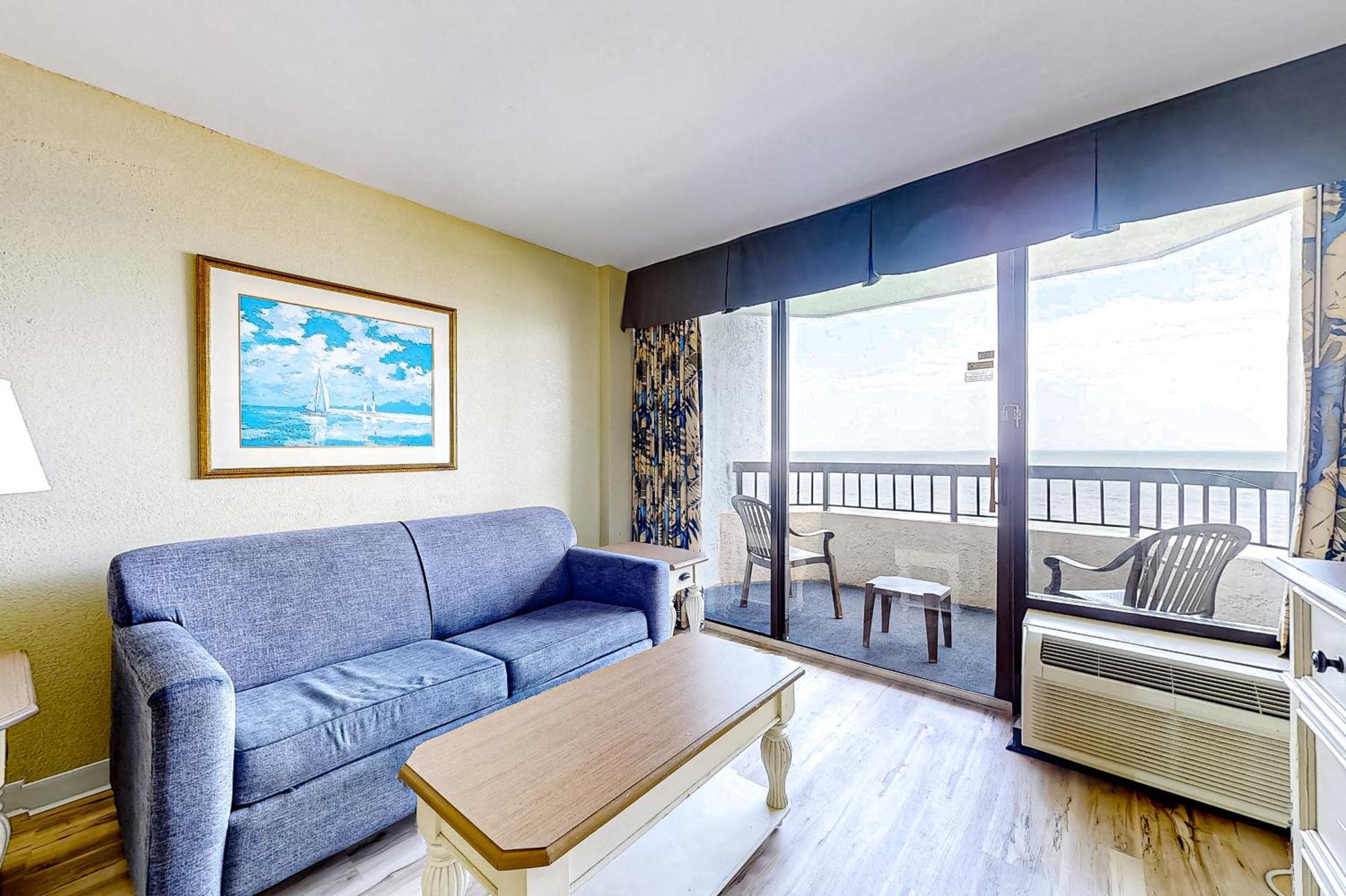 Compass Cove 655 *