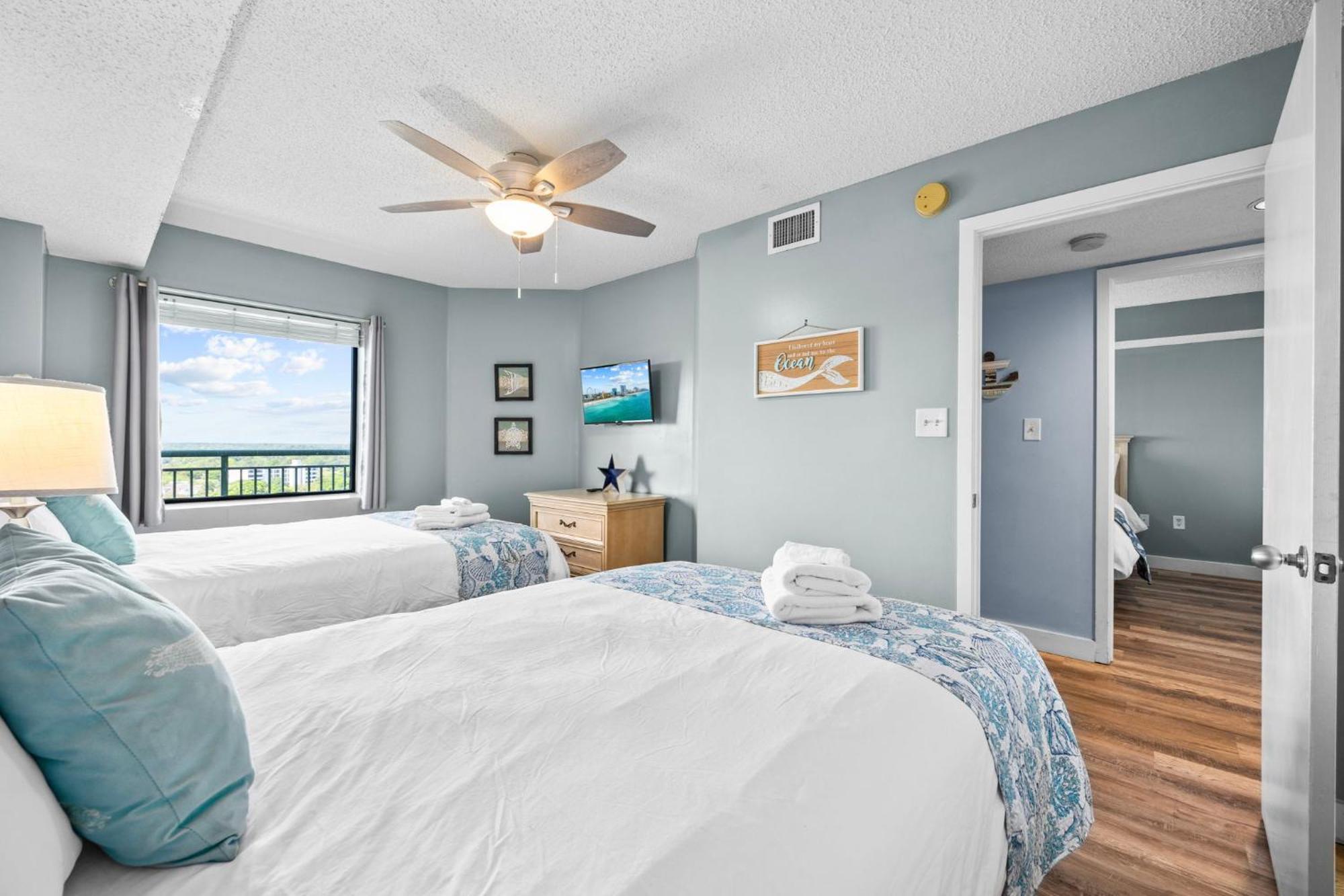 *updated Family Escape*pools, Hot Tubs*p143