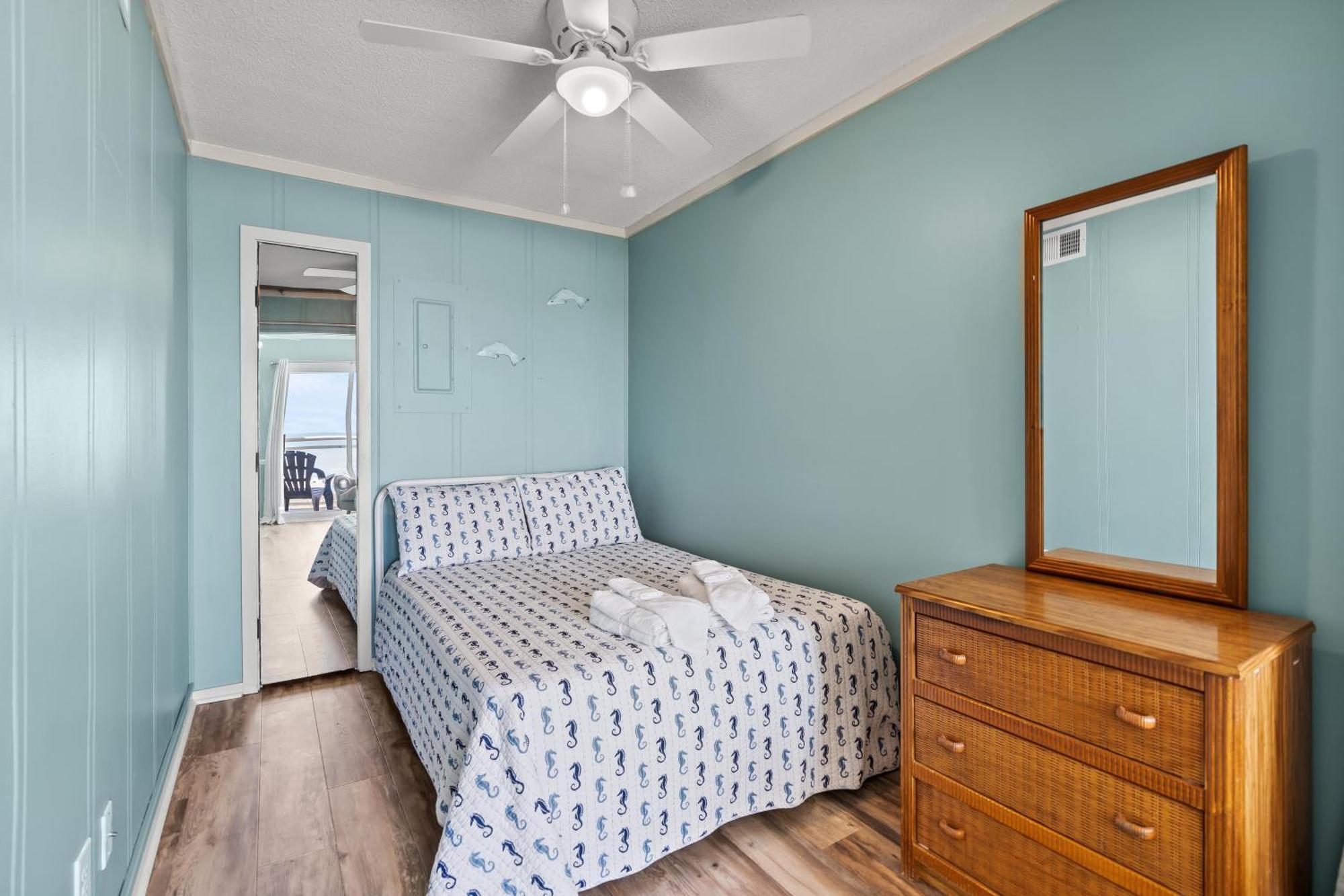 A Place At The Wh 310 - Oceanfront - Windy Hill Section *
