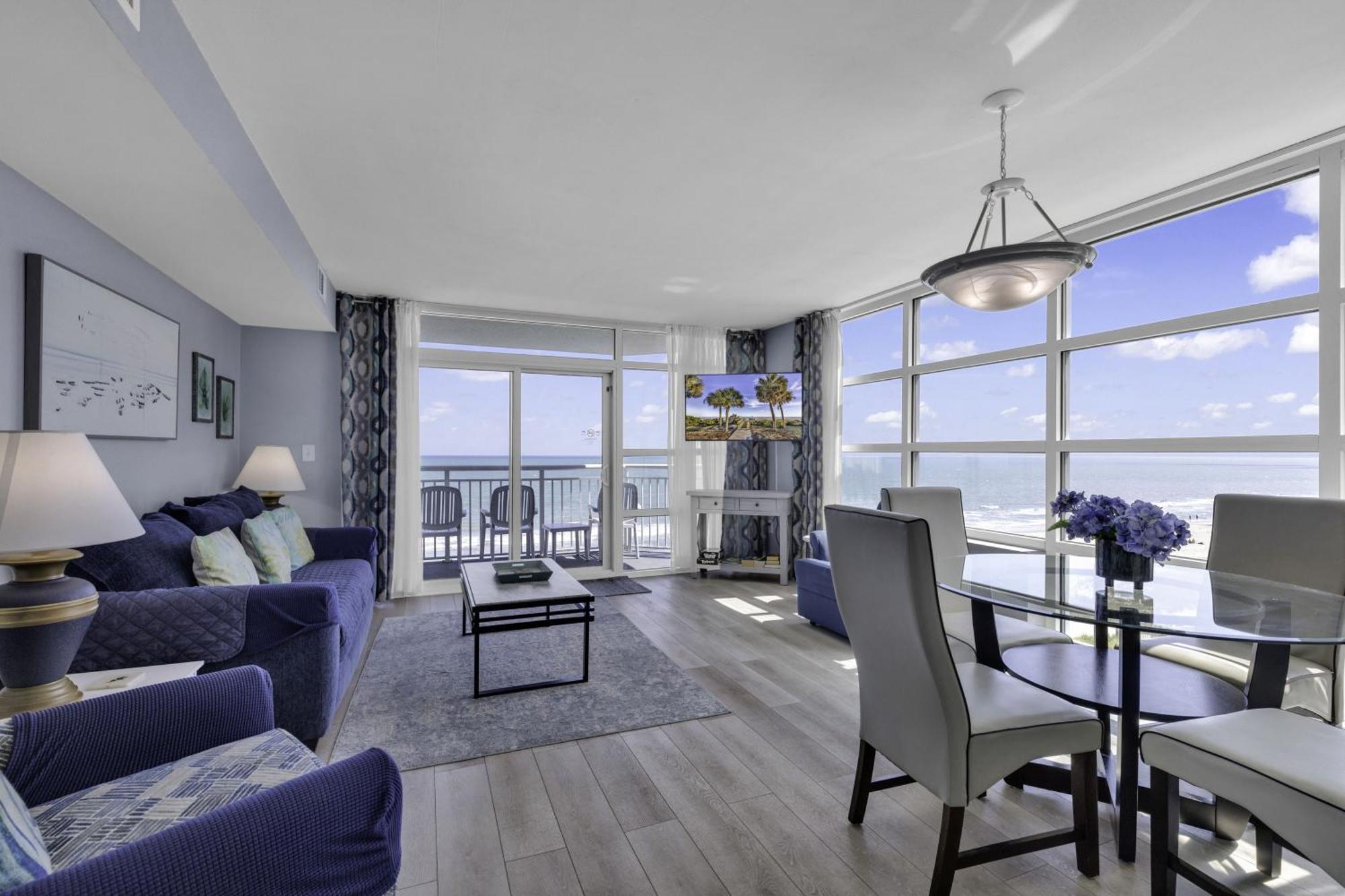 Carolinian Apartment *