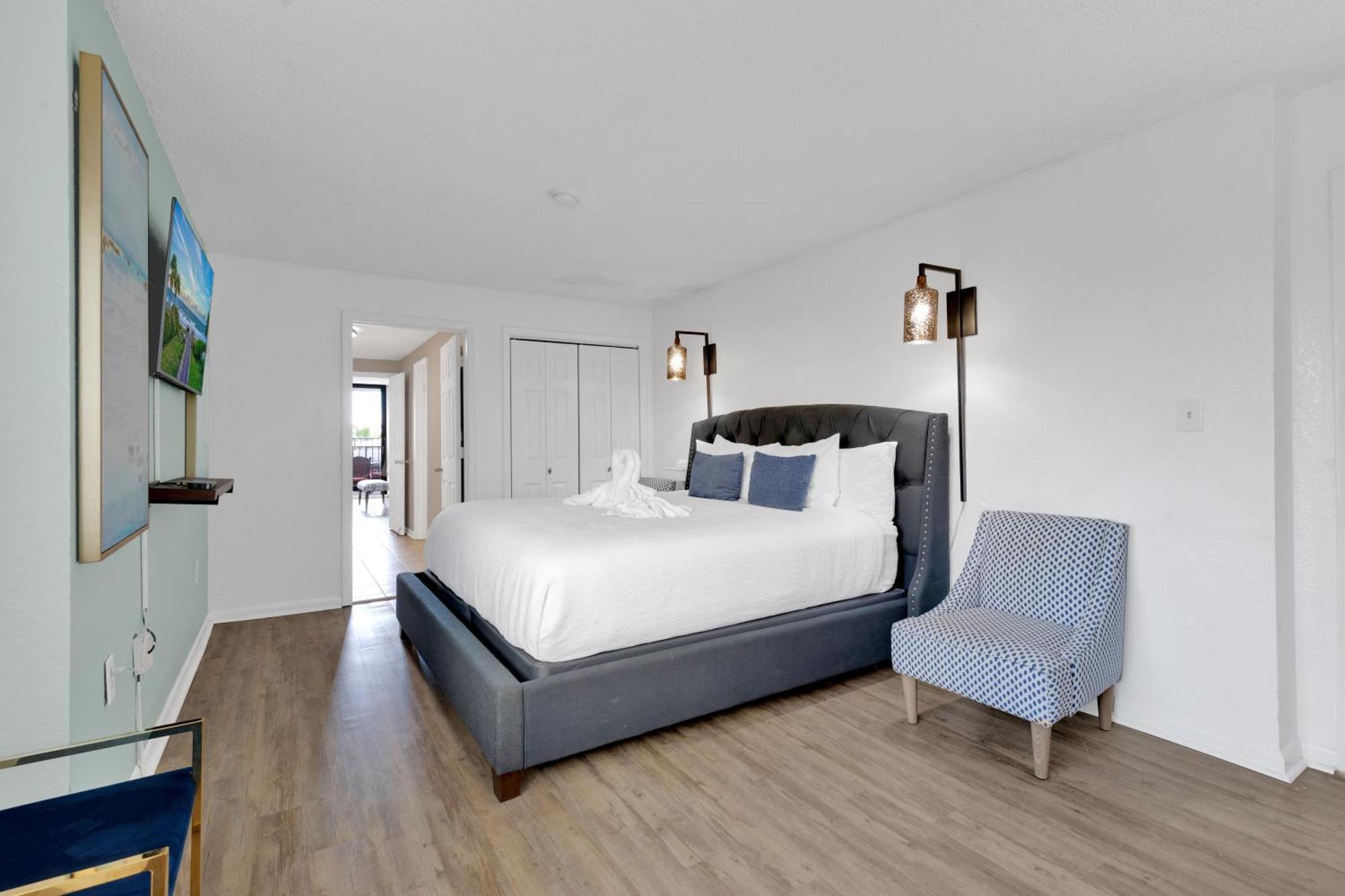 The Palms Apartment