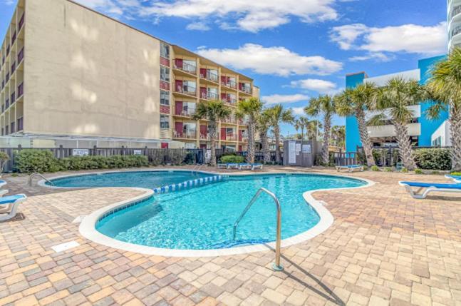 Ocean View 2 Bedroom Condo- Sleeps 6! Palace 1407 * Myrtle Beach