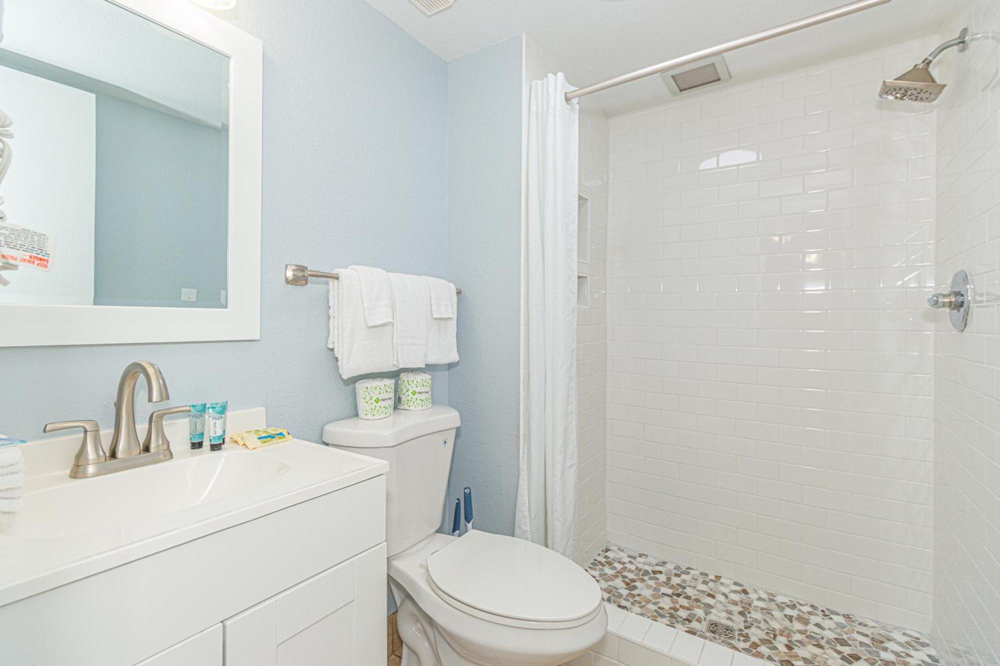 Holiday home Ocean View 2 Bedroom Condo- Sleeps 6! Palace 1407
