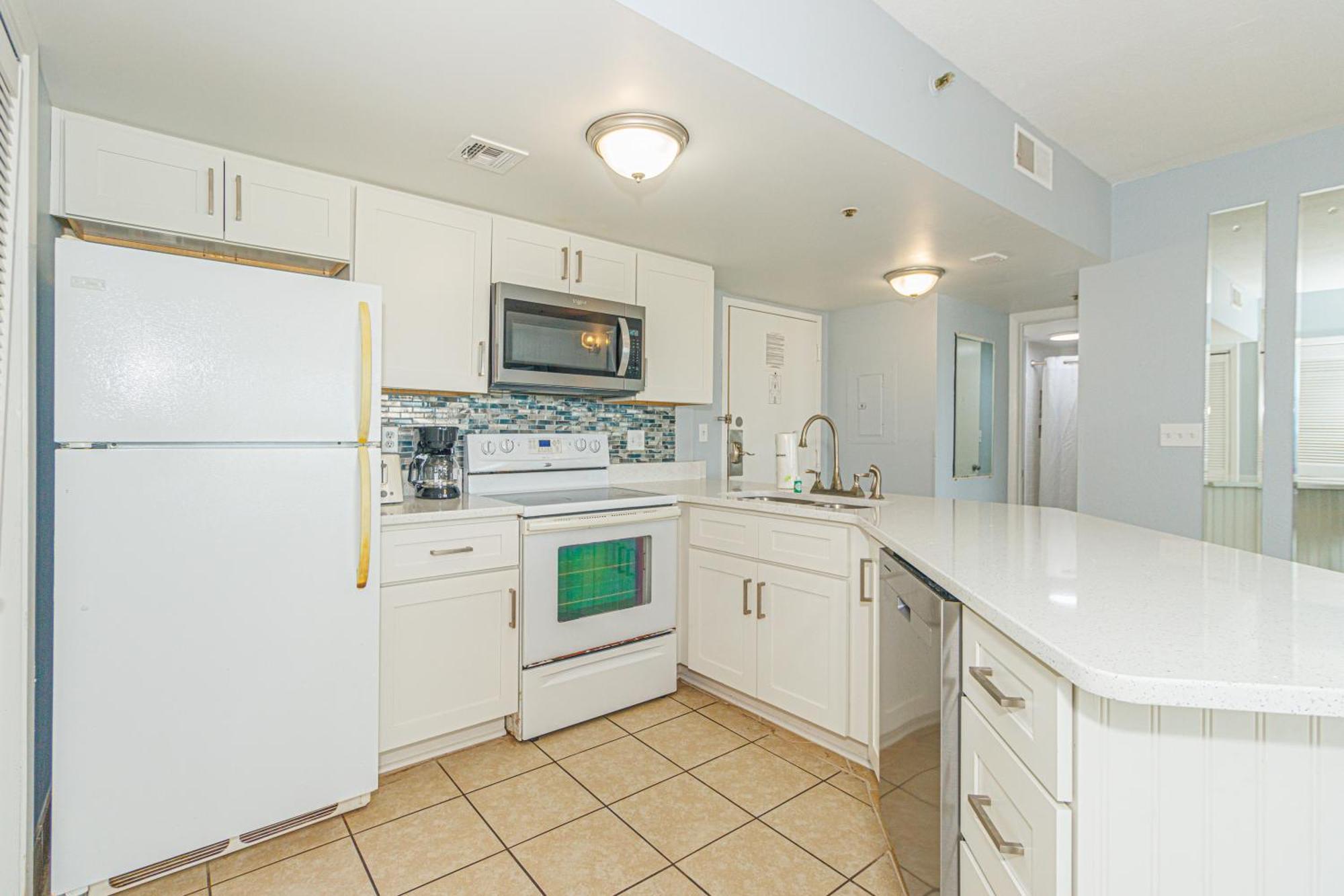 Ocean View 2 Bedroom Condo- Sleeps 6! Palace 1407 * Myrtle Beach
