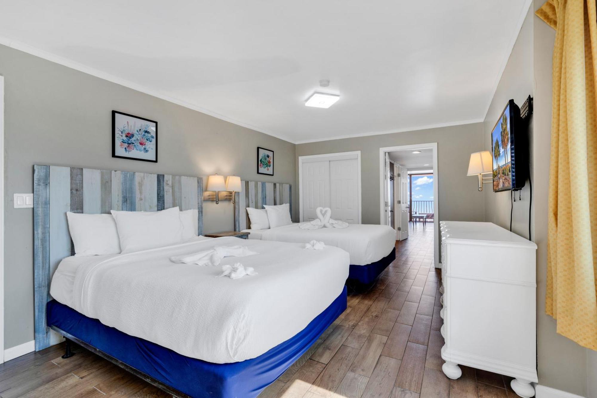 The Palms Apartment *