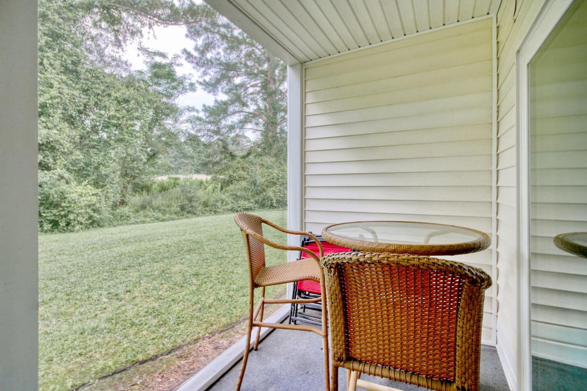 Greenside Getaway Retreat Apartment