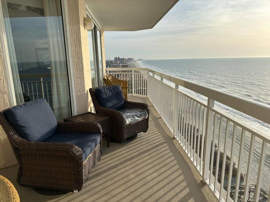 Paradise At The Beach, Complete View Of Horizon * Myrtle Beach