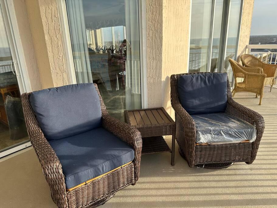Apartment Paradise At The Beach, Complete View Of Horizon *