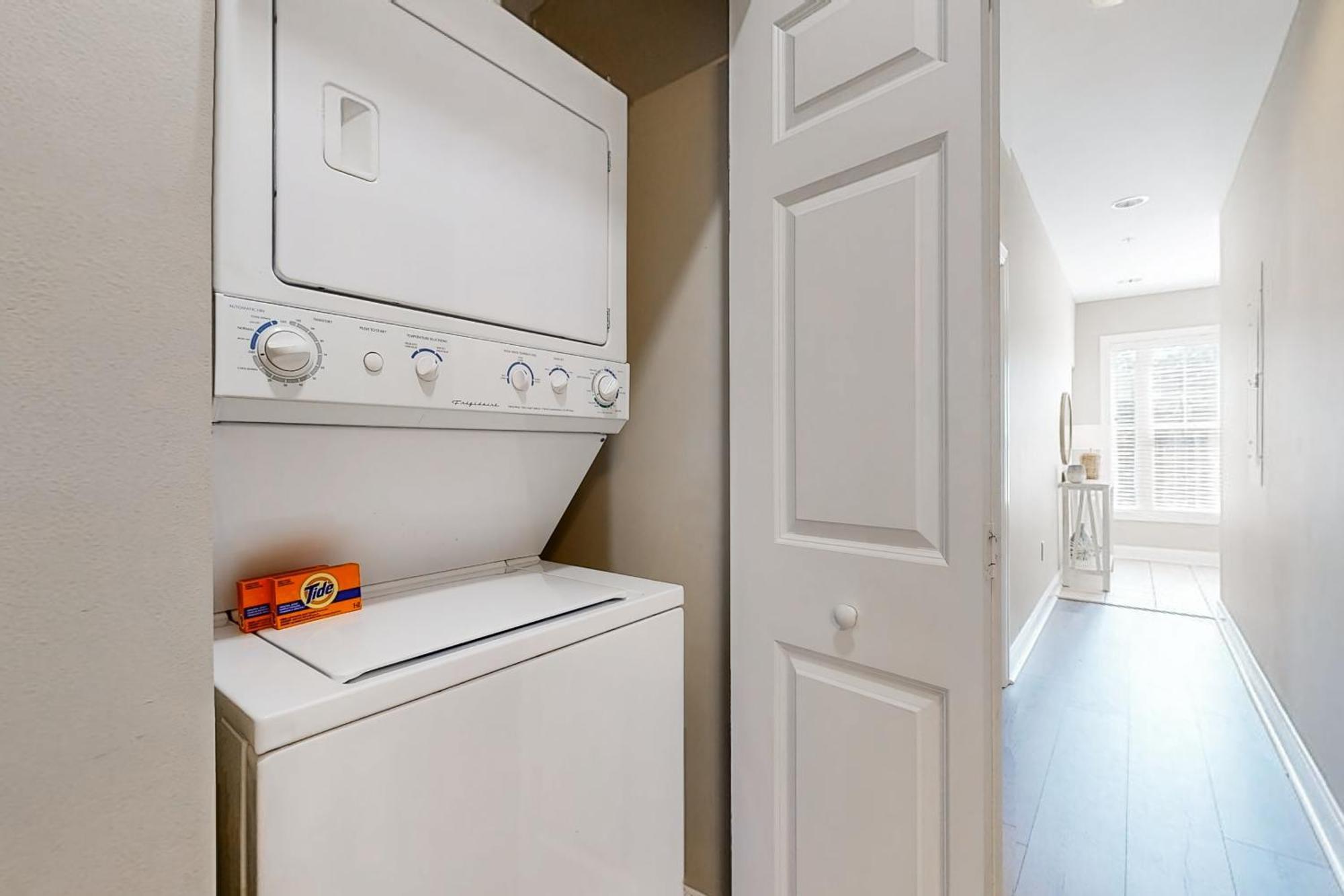 World Tour, Unit #306 Apartment *
