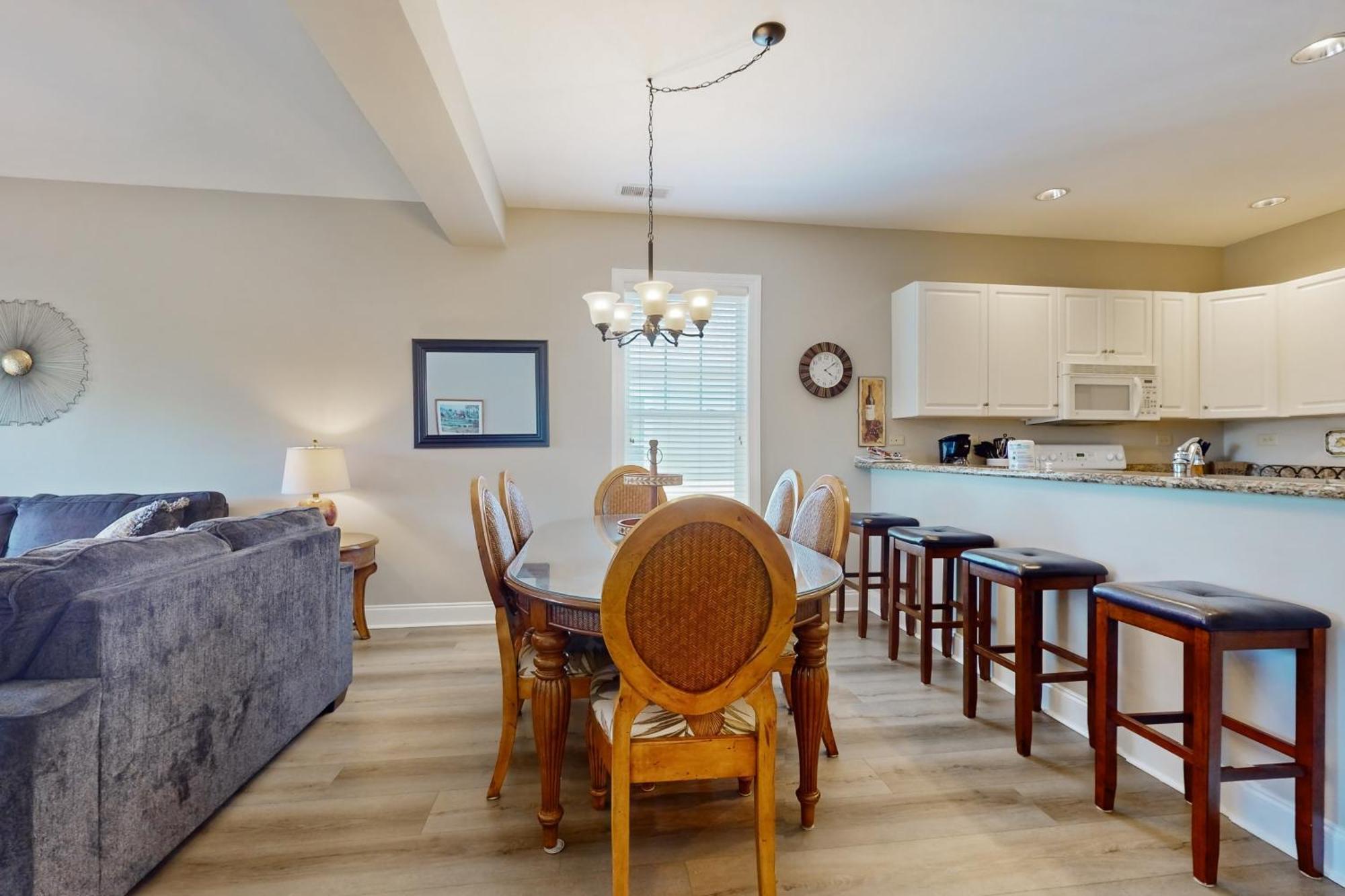 Apartment World Tour, Unit #306 Myrtle Beach