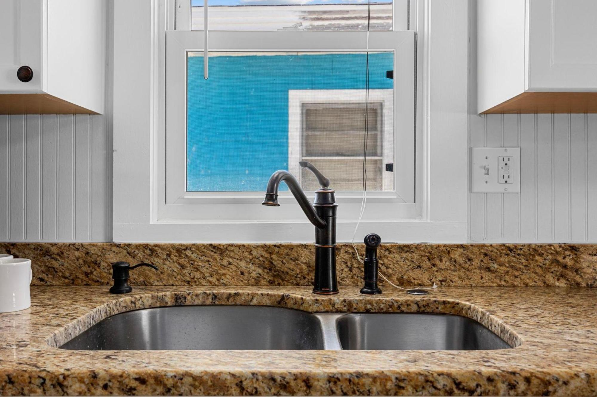 Sea View Unit 4