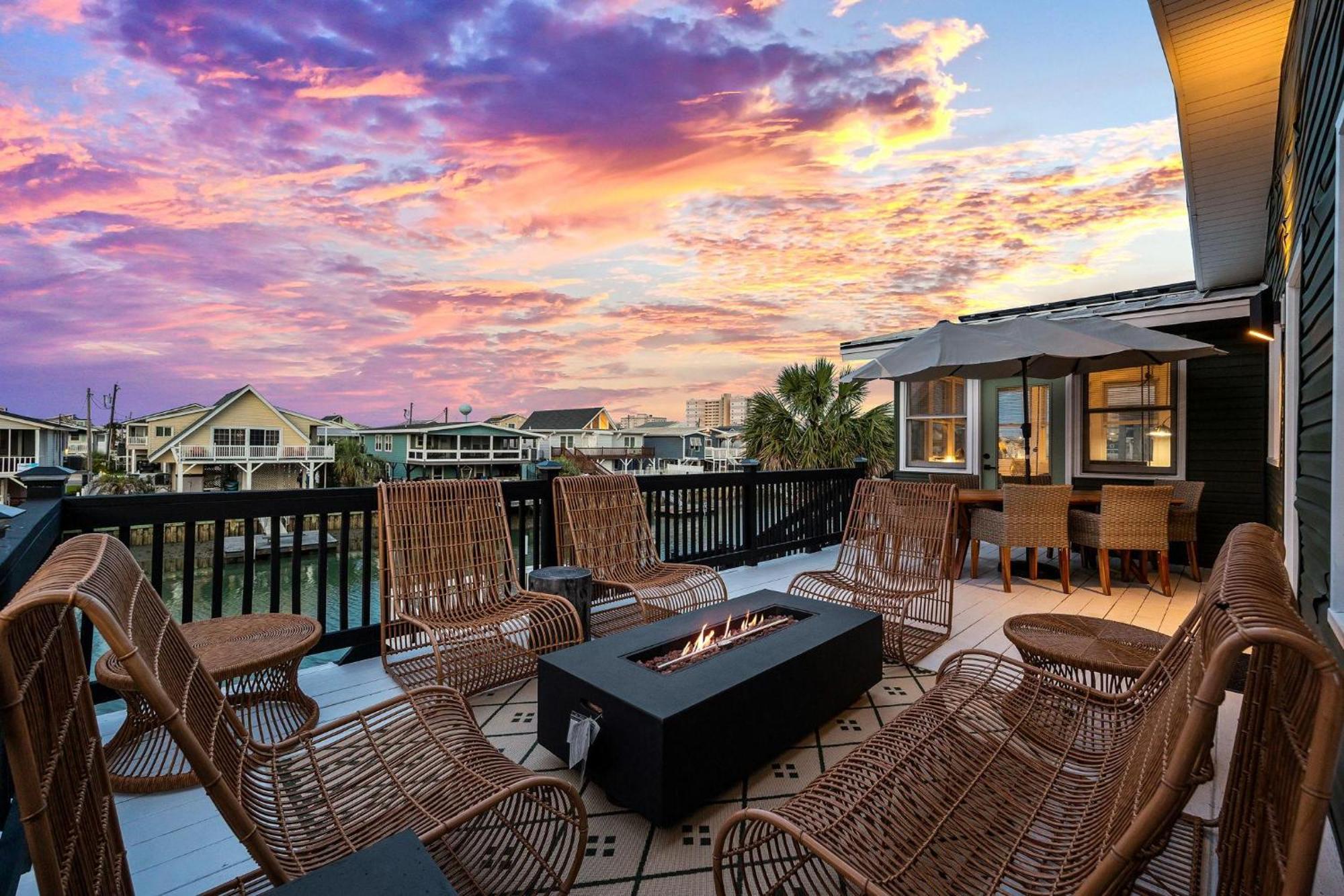 Holiday home By The Sea