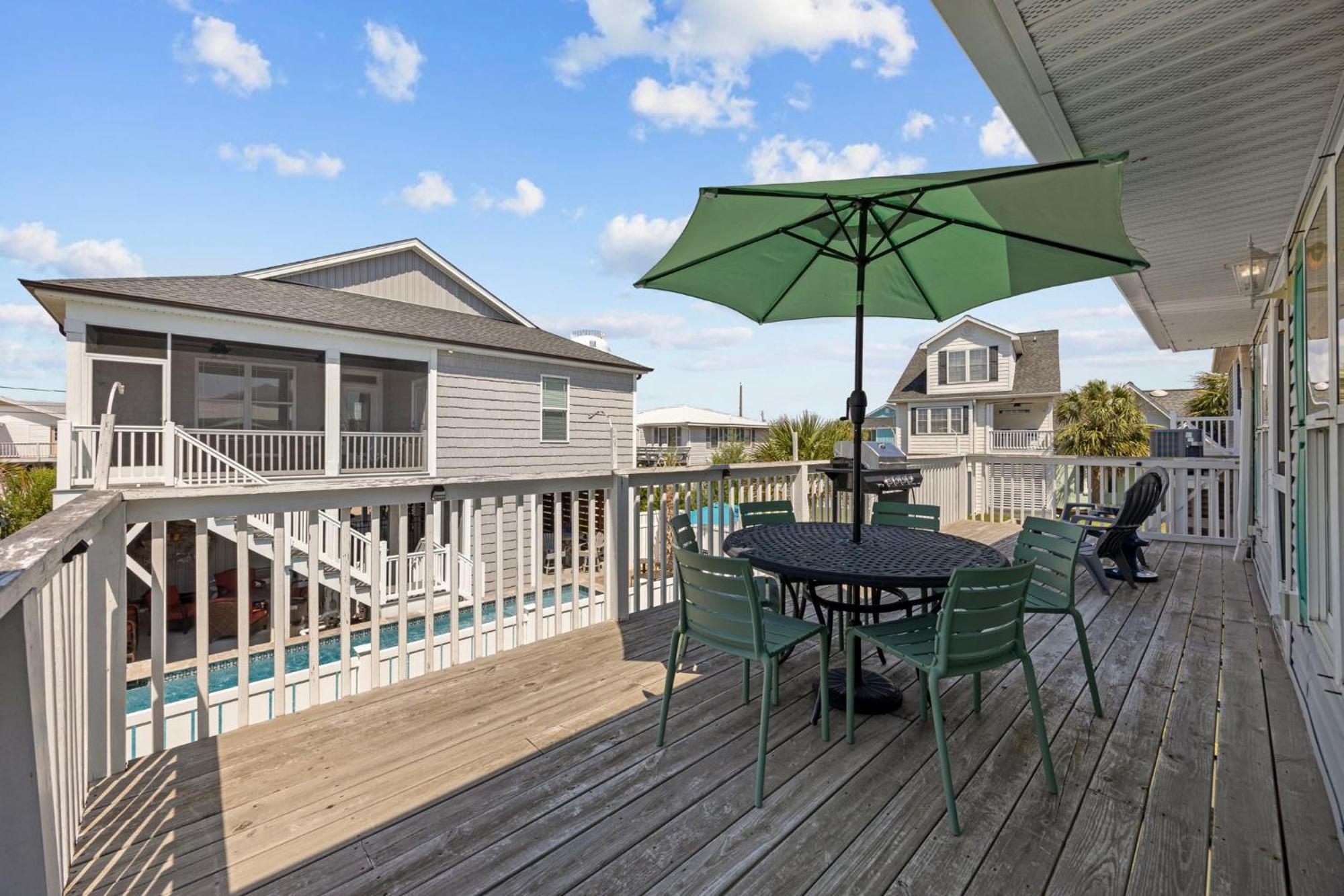 Holiday home Grove Cove - 1 And Half Blocks From - Dog Friendly *