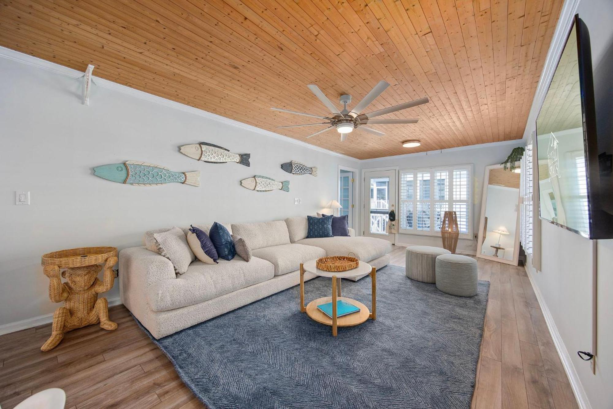 Holiday home Grove Cove - 1 And Half Blocks From - Dog Friendly *