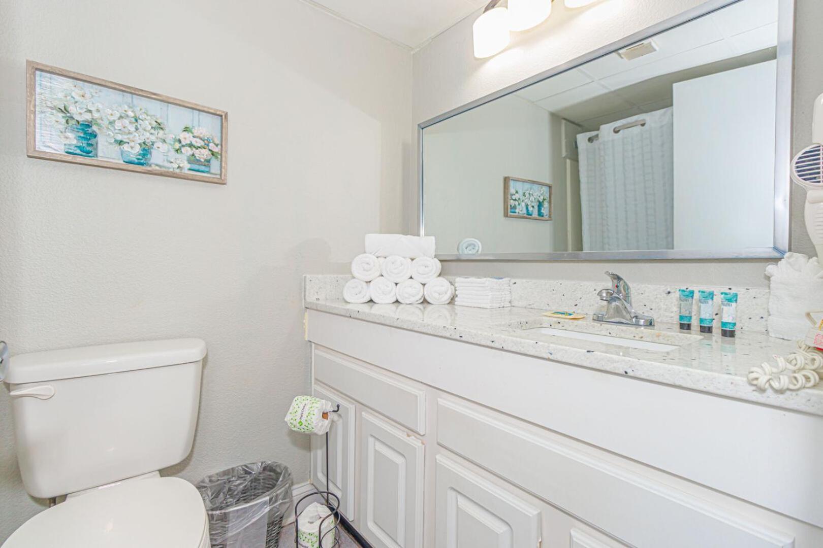 Beautifully Renovated With Views! Sea Mist 51108 Myrtle Beach