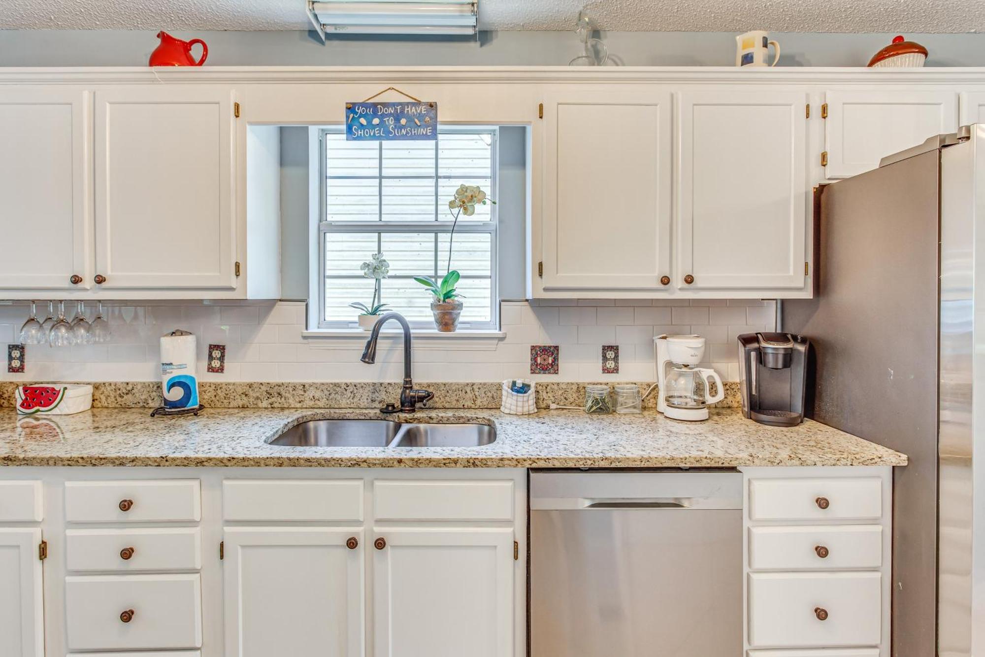Sunny Surfside Escape Less Than Half-mi To Ocean! Holiday home