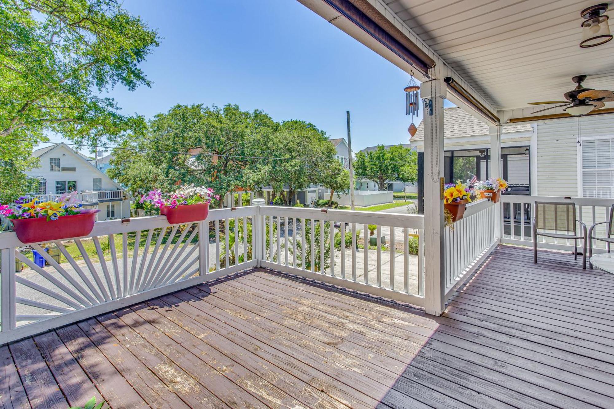 Holiday home Sunny Surfside Escape Less Than Half-mi To Ocean! Myrtle Beach