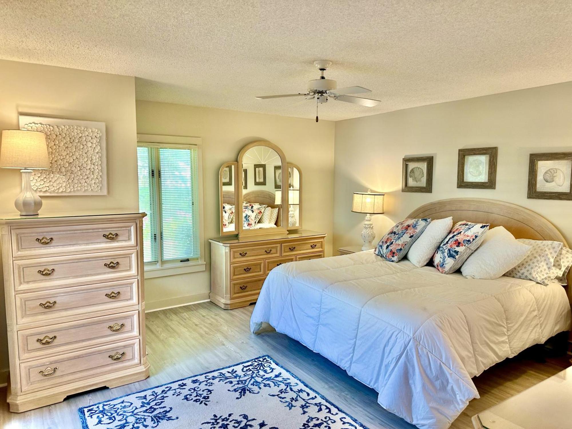 Sun-filled With Access To Amenities, 3agt Villa Myrtle Beach