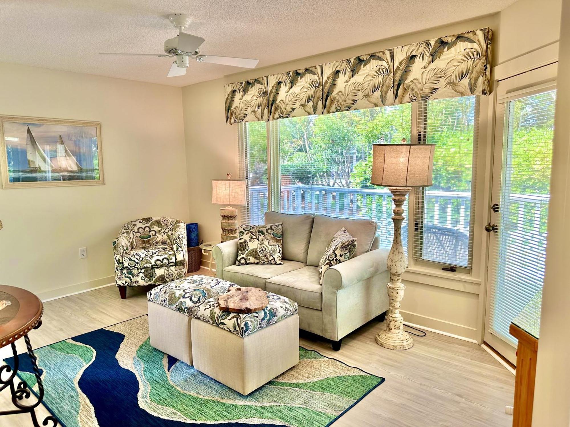 Sun-filled With Access To Amenities, 3agt *