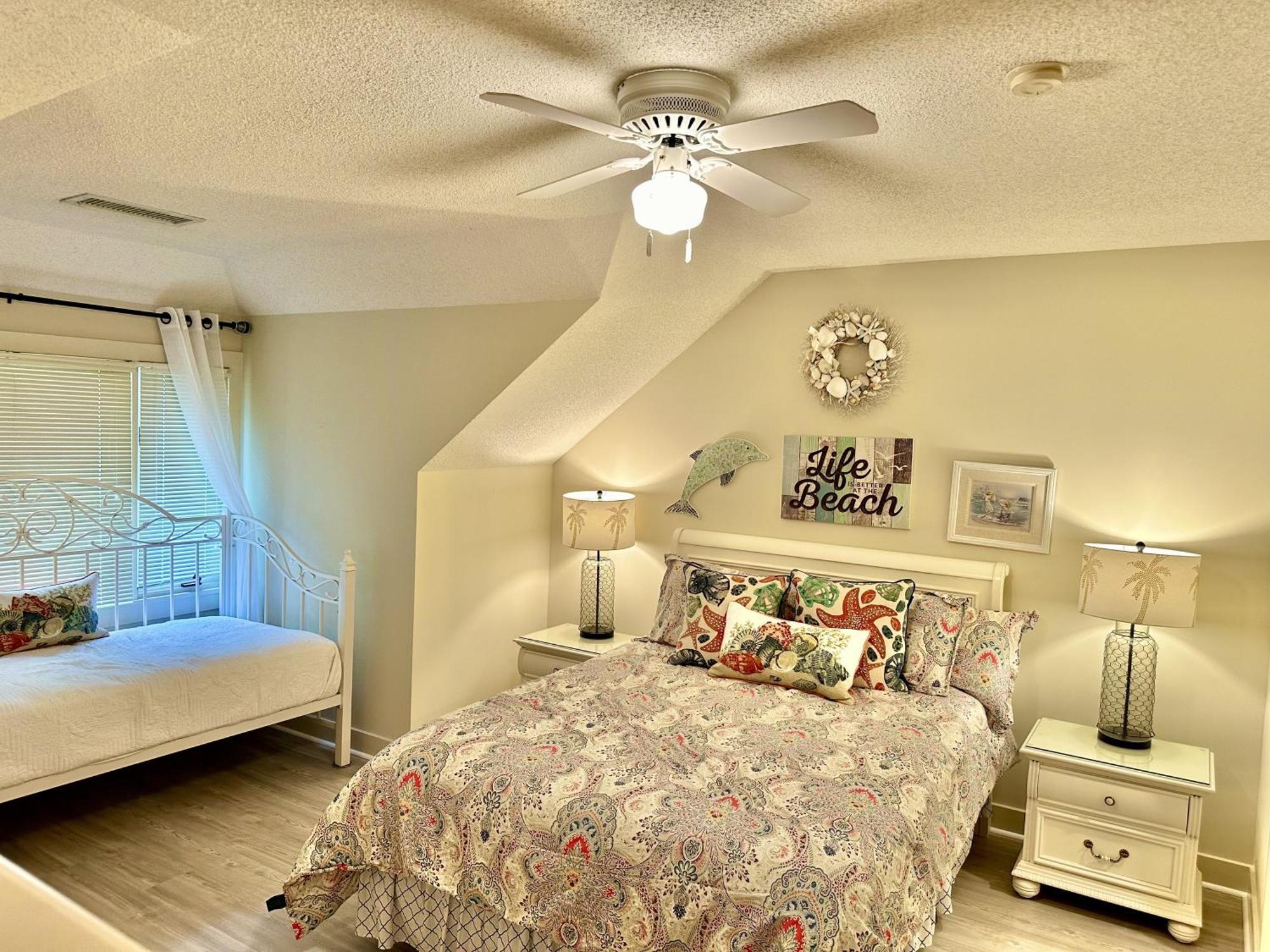 Sun-filled With Access To Amenities, 3agt Villa