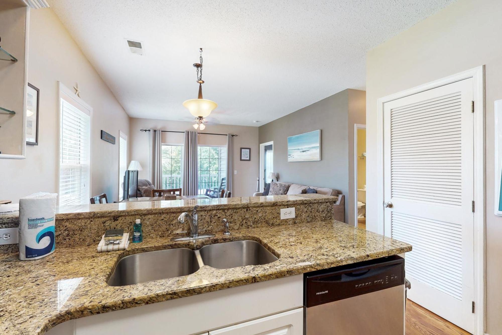 Cross Gate Unit 205 * Myrtle Beach