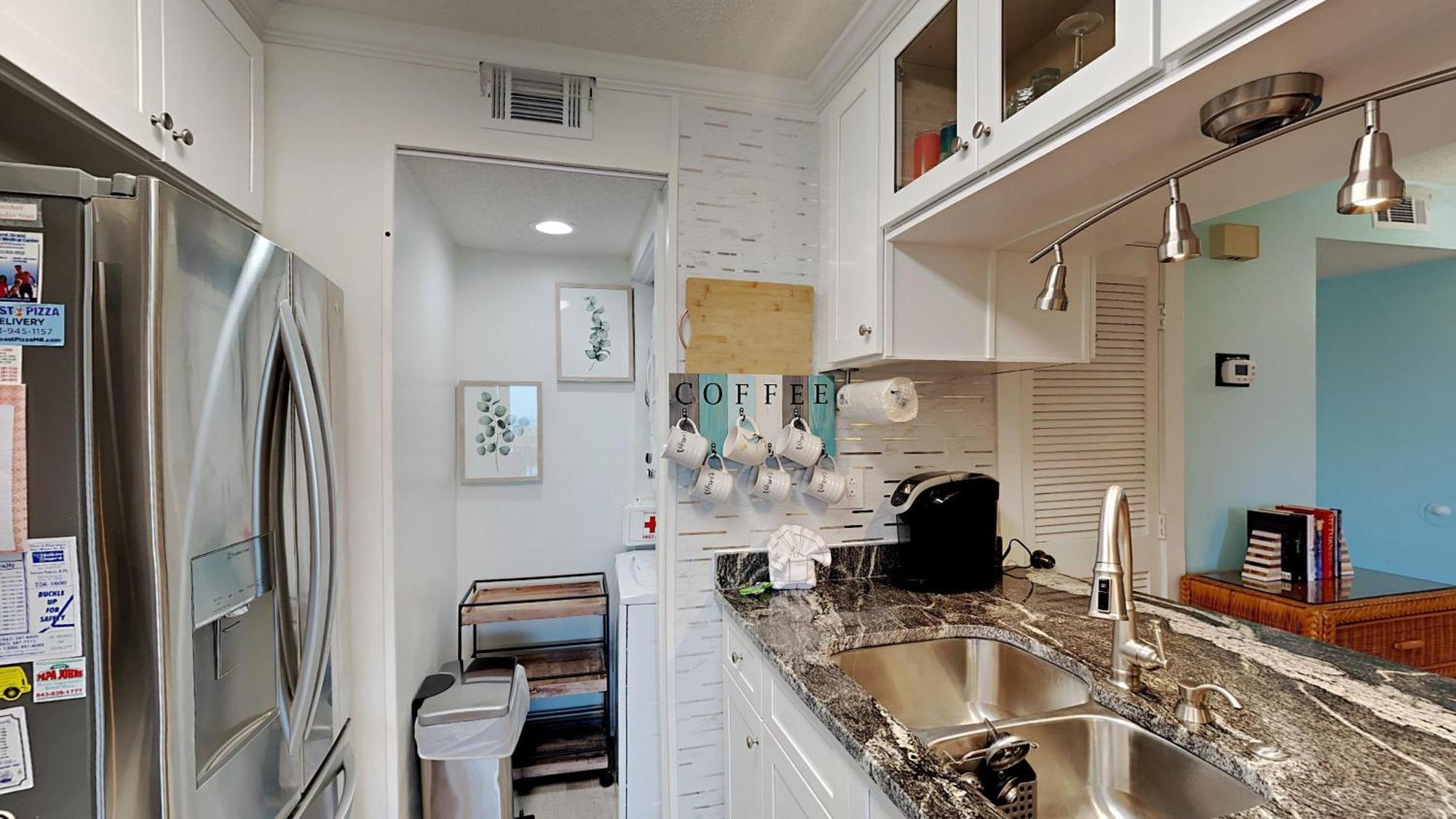 Cozy 2br With Full Kitchen Outdoor Pool Holiday home *