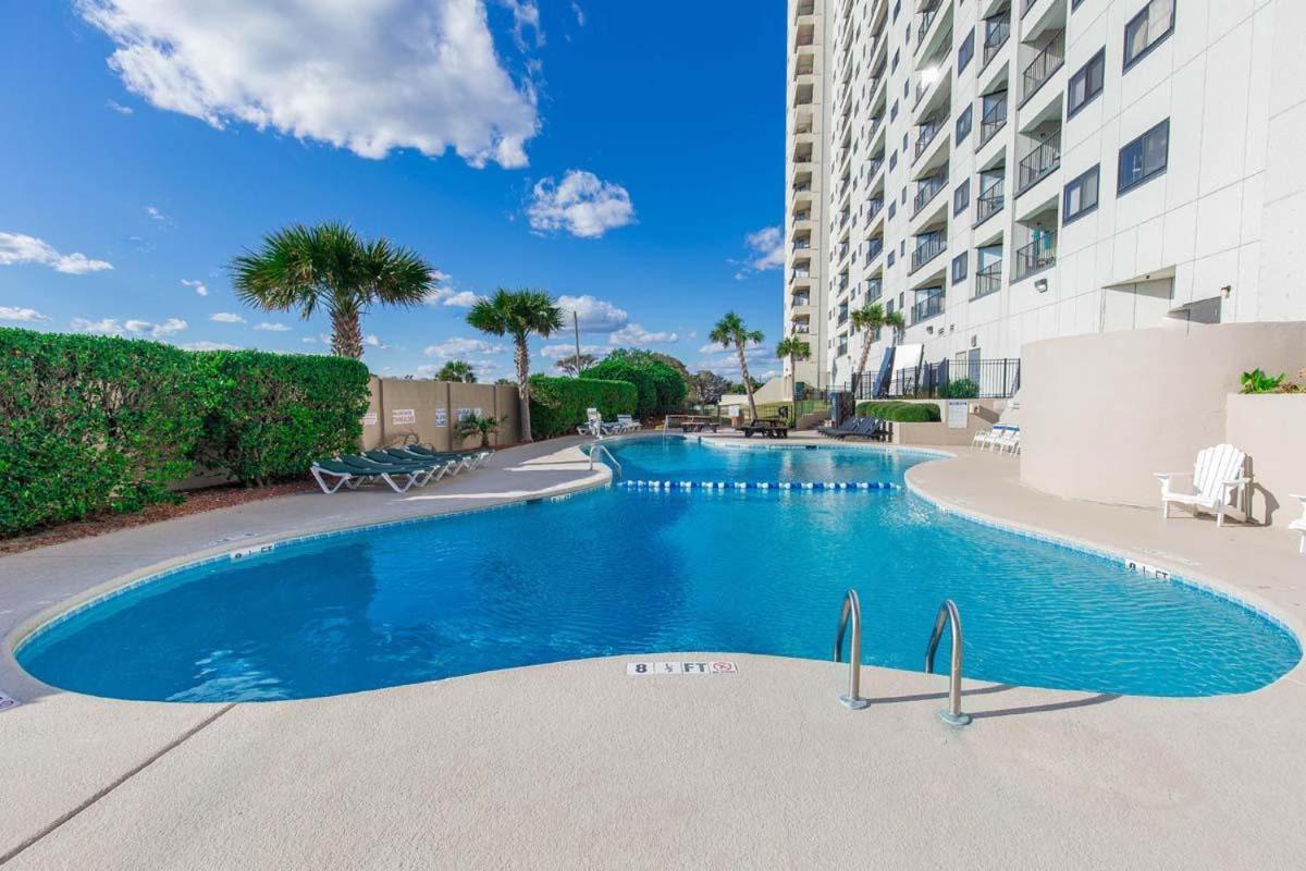 Ocean View Studio Amazing Amenities In Surfside Apartment
