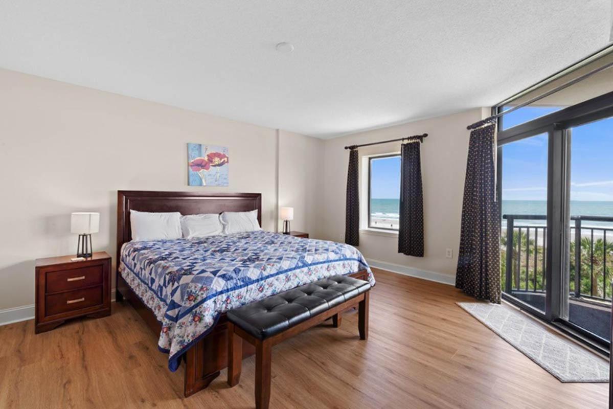 Oversized 3-bedroom Floorplan With Amazing Panoramic Views Holiday home *