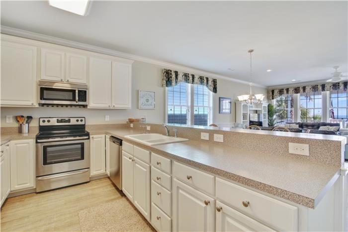 611a North Ocean Boulevard