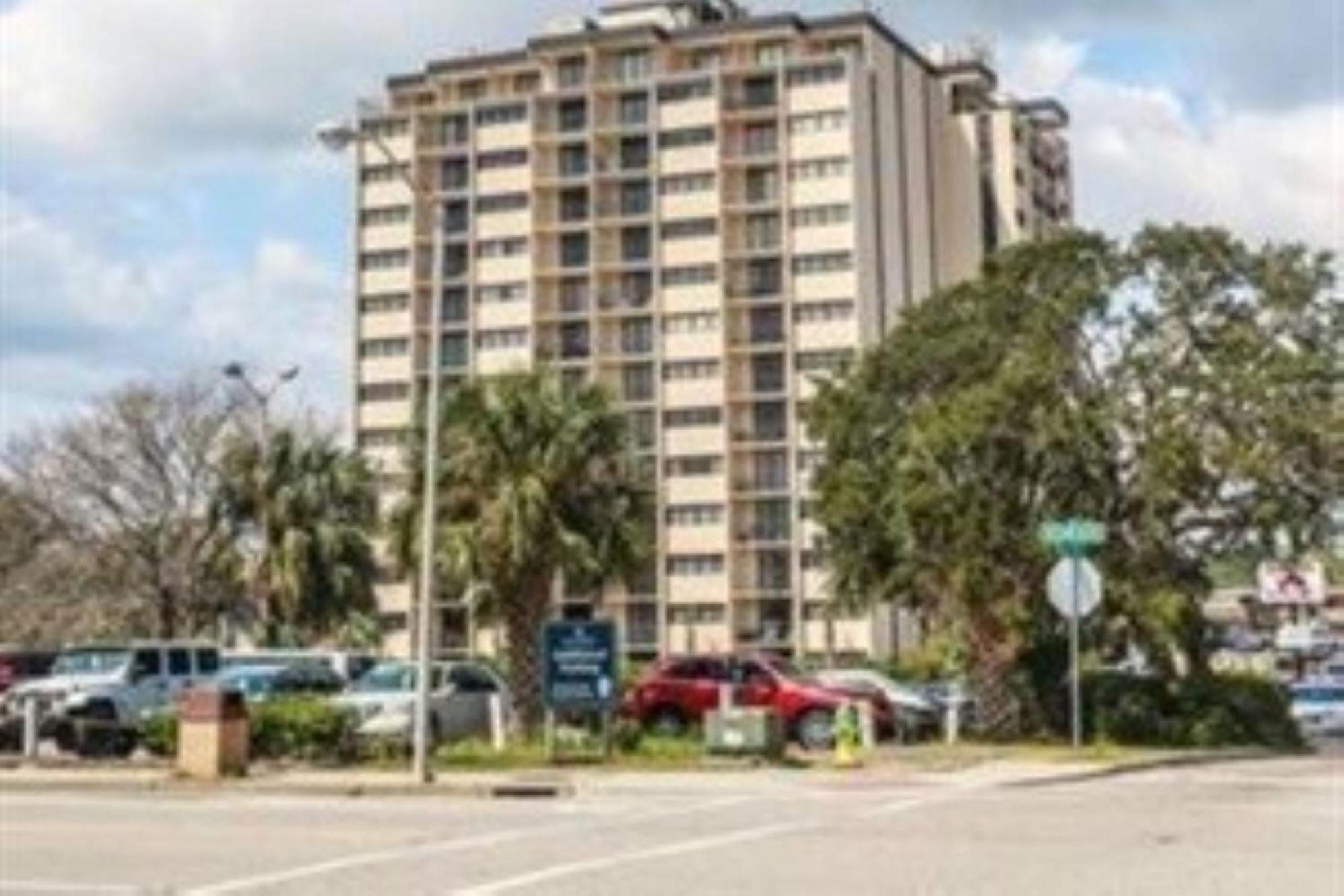 2 Blocks To Beach, Lovely For 8 Myrtle Beach