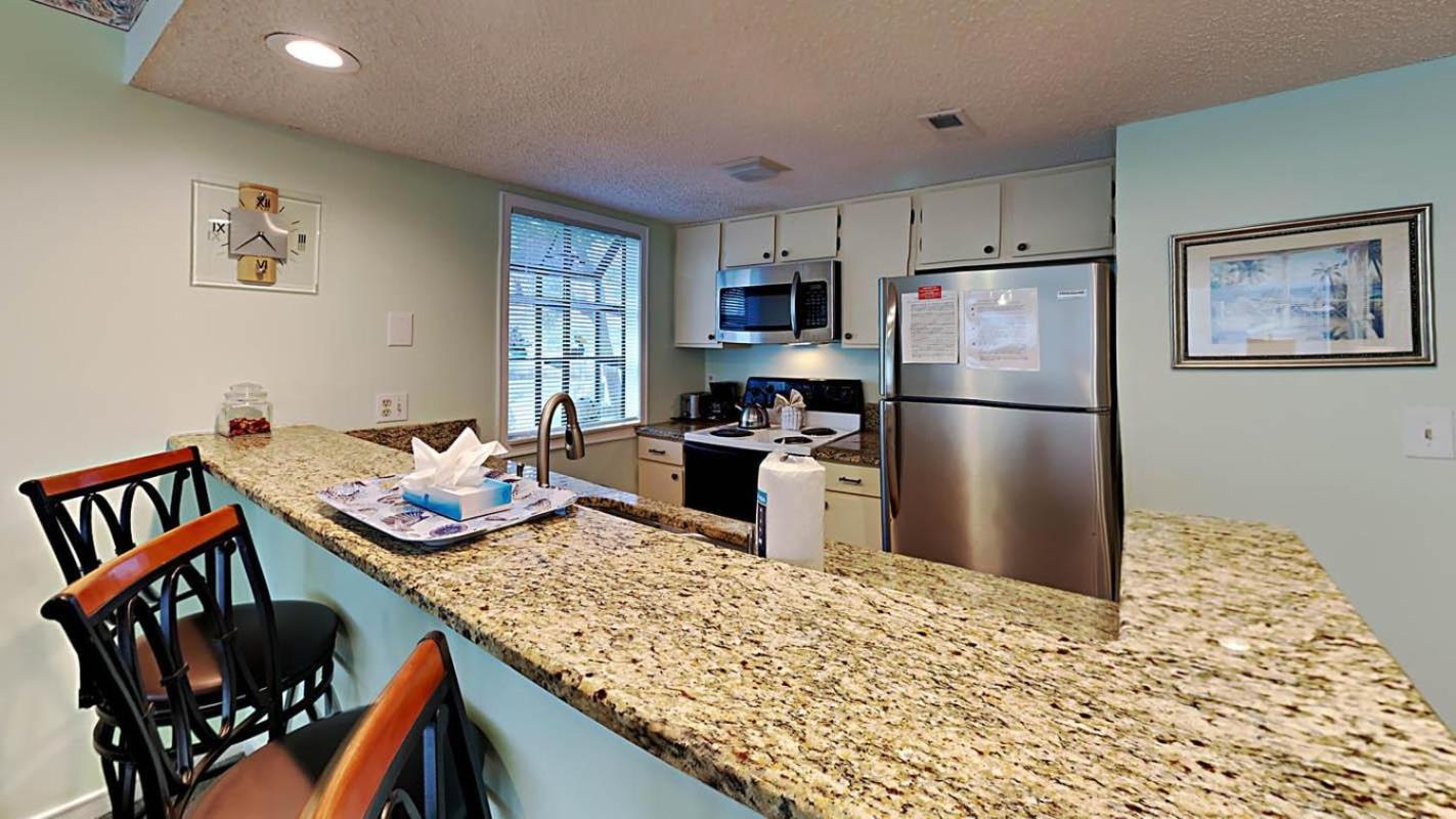 Holiday home Comfortable 4 Blocks From The Beach *