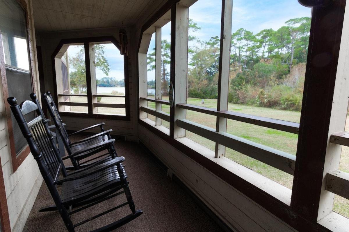 Marsh View With An Indoor Pool Hot Tub